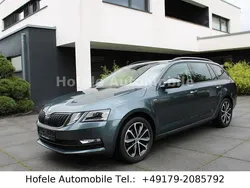 Grau Gebraucht 2019 Skoda Octavia Soleil Kombi | 20.950 € (Fairer Preis)