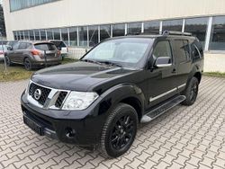 Schwarz Gebraucht 2013 Nissan Pathfinder SUV | 12.999 € (Superpreis)