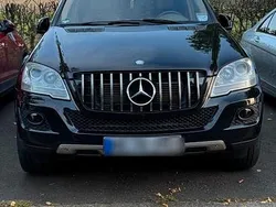 Schwarz Gebraucht 2009 Mercedes 350 SUV | 10.900 €