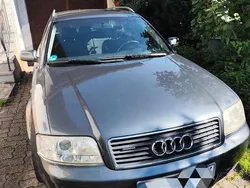 Grau Gebraucht 2002 Audi A6 Kombi | 1.500 € (Superpreis)