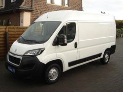 Blanc banquise Gebraucht 2021 Peugeot Boxer Premium Van | 18.880 € (Fairer Preis)