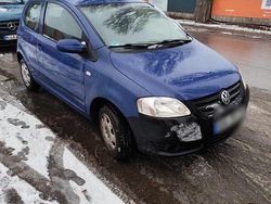 Blau Gebraucht 2007 VW Fox Kleinwagen | 1.500 € (Fairer Preis)