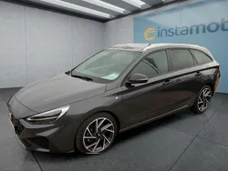 Grau Gebraucht 2021 Hyundai i30 Kombi | 23.399 € (Etwas zu teuer)