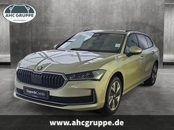 Ice tea gelb metallic Gebraucht 2024 Skoda Superb Selection Kombi | 38.950 € (Teuer)