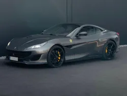 Grau Gebraucht 2019 Ferrari Portofino Cabrio | 204.250 € (Superpreis)