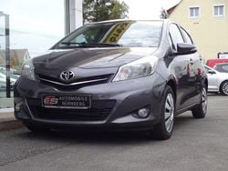 Grau Gebraucht 2013 Toyota Yaris Edition Limousine | 9.300 € (Fairer Preis)