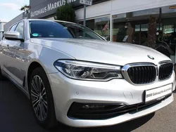 Silber Gebraucht 2020 BMW 520 Sport Line Kombi | 28.799 € (Guter Preis)