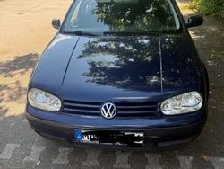 Schwarz Gebraucht 2002 VW Golf IV Trendline Limousine | 1.150 € (Superpreis)