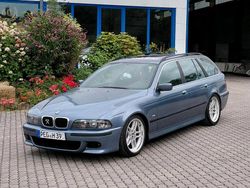 Blau Gebraucht 2000 BMW 520 M Sport Kombi | 5.000 € (Teuer)