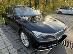 Schwarz Gebraucht 2018 BMW 730 Limousine | 31.800 € (Superpreis)