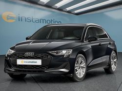 Grau Gebraucht 2024 Audi A3 Sportback Kleinwagen | 35.499 € (Teuer)
