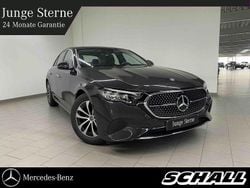 Lack graphitgrau Gebraucht 2024 Mercedes E200 Limousine | 45.549 € (Superpreis)