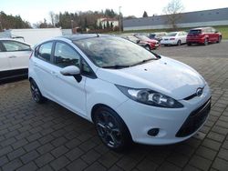 Weiß Gebraucht 2009 Ford Fiesta Sport Limousine | 4.990 € (Teuer)