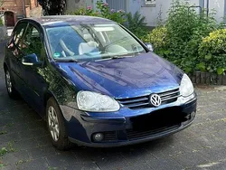 Blau Gebraucht 2007 VW Golf V Limousine | 2.700 € (Guter Preis)