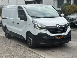 Weiß Gebraucht 2020 Renault Trafic Komfort Van | 12.950 € (Guter Preis)