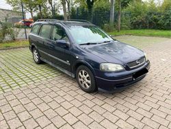 Blau Gebraucht 2003 Opel Astra Kombi | 1.300 € (Guter Preis)