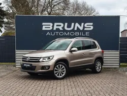 Titanium beige metallic (metallic) Gebraucht 2011 VW Tiguan Sport SUV | 8.095 € (Fairer Preis)
