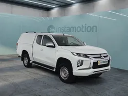 Weiß Gebraucht 2021 Mitsubishi L200 Basis Abholung | 31.940 € (Teuer)