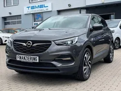 Grau Gebraucht 2018 Opel Grandland X Edition SUV | 14.999 € (Fairer Preis)
