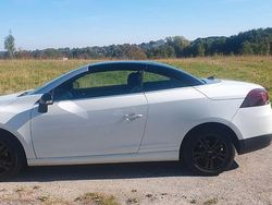 Weiß Gebraucht 2010 Renault Mégane Cabriolet Luxe Cabrio | 7.100 € (Etwas zu teuer)