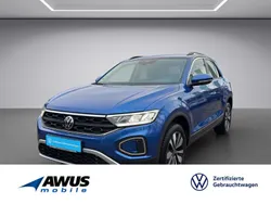 Blau / ravennablau (metallic) Gebraucht 2024 VW T-Roc Move SUV | 30.990 € (Guter Preis)