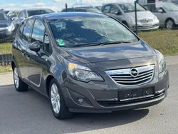 Grau Gebraucht 2013 Opel Meriva Innovation Van / Kleinbus | 4.990 €