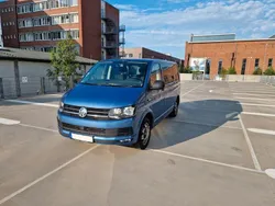 Blau Gebraucht 2016 VW T6 Van | 22.990 € (Teuer)