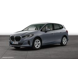 Grau Gebraucht 2024 BMW 216 Active Tourer Van / Kleinbus | 29.800 € (Fairer Preis)