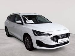 Frozen white Gebraucht 2022 Ford Focus Titanium Kombi | 14.490 € (Fairer Preis)