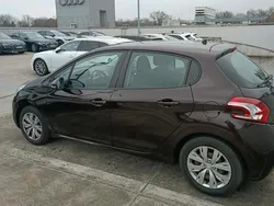 Violet Gebraucht 2013 Peugeot 208 Kleinwagen | 4.440 € (Fairer Preis)