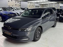 Grau Gebraucht 2021 VW Golf VIII Active Limousine | 18.990 € (Superpreis)