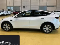 Weiß Gebraucht 2023 Tesla Model Y SUV | 37.300 € (Guter Preis)
