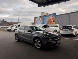 Grau Gebraucht 2019 Mercedes GLA180 Urban SUV | 16.990 € (Guter Preis)