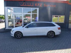 Weiß Gebraucht 2018 Skoda Superb SportLine Kombi | 14.990 € (Guter Preis)
