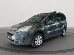 Lack grau shark/metalliclacki Gebraucht 2016 Citroën Berlingo Shine Van / Kleinbus | 11.781 € (Teuer)