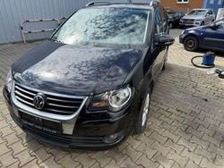 Schwarz Gebraucht 2009 VW Touran Freestyle Van / Kleinbus | 2.490 € (Superpreis)