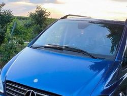 Blau Gebraucht 2010 Mercedes Viano Van / Kleinbus | 11.500 €