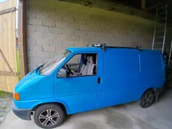 Blau Gebraucht 1996 VW T4 Van | 14.000 €