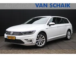 Weiß Gebraucht 2015 VW Passat Highline Kombi | 16.904 € (Fairer Preis)