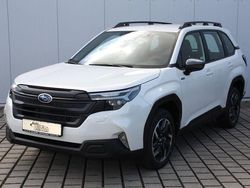 Weiß Neu 2025 Subaru Forester Trend SUV | 37.950 € (Superpreis)