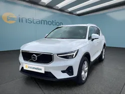 Weiß Gebraucht 2024 Volvo XC40 Core SUV | 34.499 € (Superpreis)