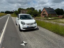 Weiß Gebraucht 2015 Smart ForFour Passion Kleinwagen | 7.450 € (Fairer Preis)