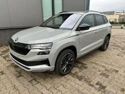 Wählbar Neu 2024 Skoda Karoq SportLine SUV | 33.795 € (Guter Preis)