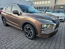 Bronzebraun (m) (metallic) Gebraucht 2022 Mitsubishi Eclipse Cross SUV | 19.650 € (Guter Preis)