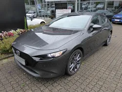 Grau Gebraucht 2021 Mazda 3 Selection Limousine | 21.990 € (Fairer Preis)