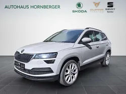 Steelgrau Gebraucht 2020 Skoda Karoq Style SUV | 23.990 € (Fairer Preis)
