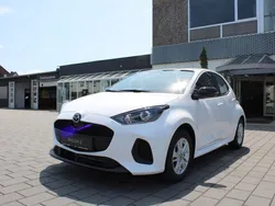 Weiß Neu 2025 Mazda 2 Center-Line Limousine | 23.431 € (Fairer Preis)