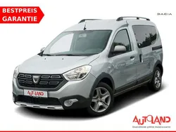 Grau Gebraucht 2021 Dacia Dokker Stepway Van | 19.490 € (Etwas zu teuer)