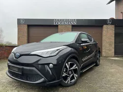 Black mica / ink Gebraucht 2023 Toyota C-HR Team SUV | 24.999 €