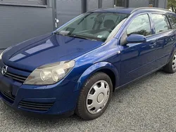Blau Gebraucht 2004 Opel Astra Edition Kombi | 1.350 € (Fairer Preis)